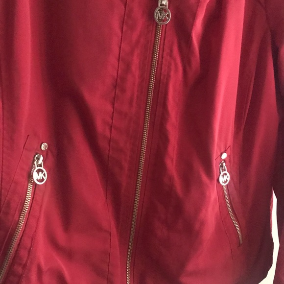 Michael Kors Red Hooded Rain Coat w/ Gold Detail! - Picture 7 of 8